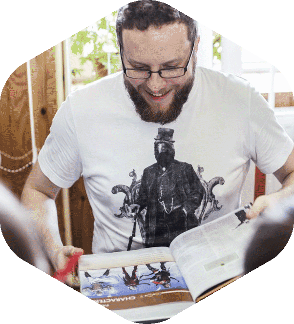 Łukasz Fedorowicz pokazuje Numenerę, system rpg